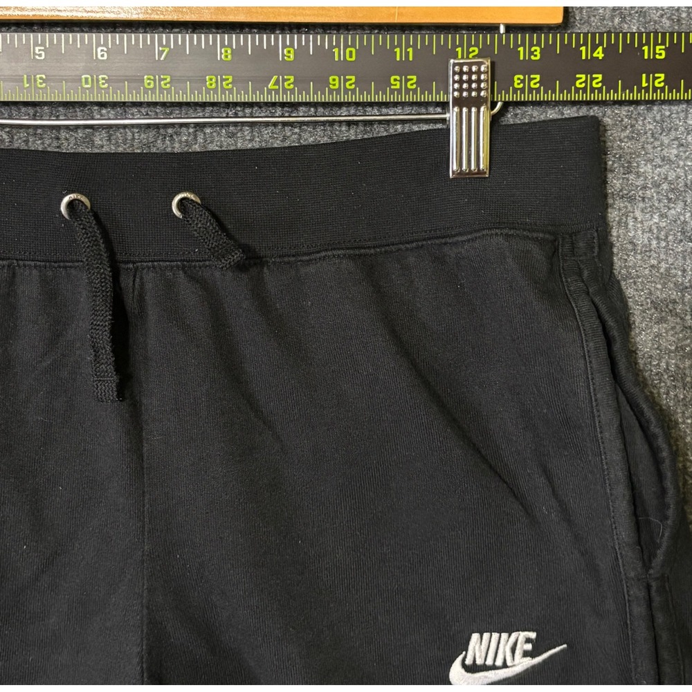 Nike Sportswear Club Fleece Shorts Women Small Black Embroidered Logo 2" Inseam - Picture 6 of 6